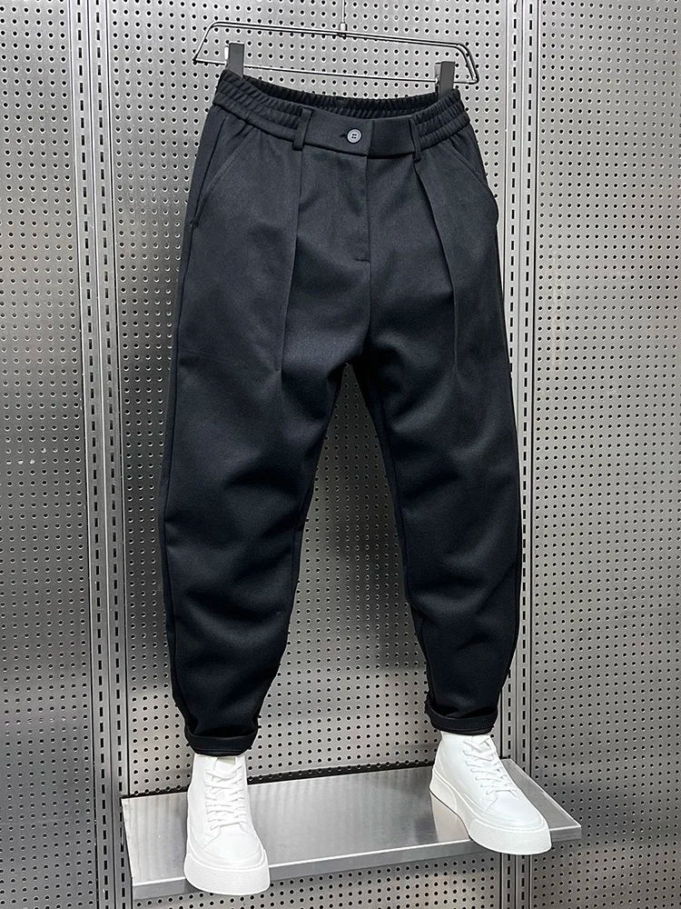 Lucas | Elegant Hose