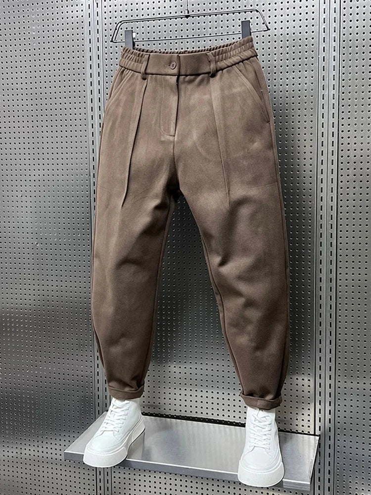 Lucas | Elegant Hose