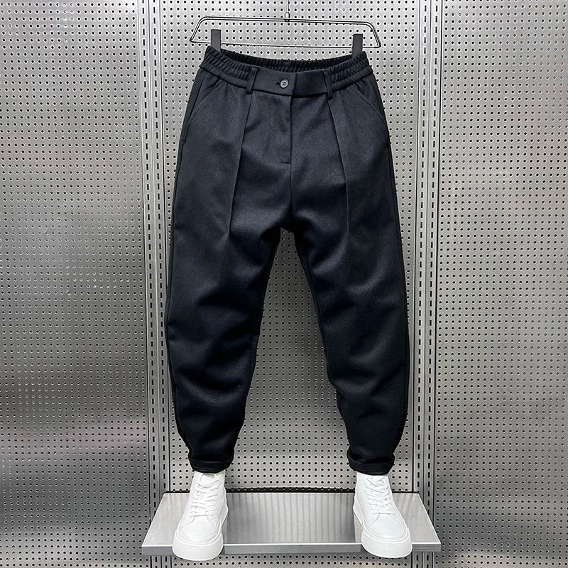 Lucas | Elegant Hose